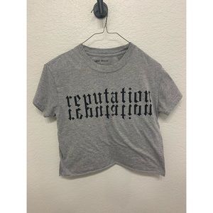 Taylor Swift reputation Crop